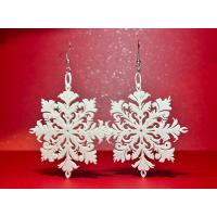 Kar Tanesi Temalı Renkli Figürlü Küpe - Hafif ve Eğlenceli Tasarım