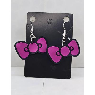 Pembe Papyon Kurdele Temalı Renkli Figürlü Küpe - Hafif ve Eğlenceli Tasarım