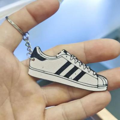 Tenis Ayakkabısı Sevimli Figür Karakter Anahtarlık